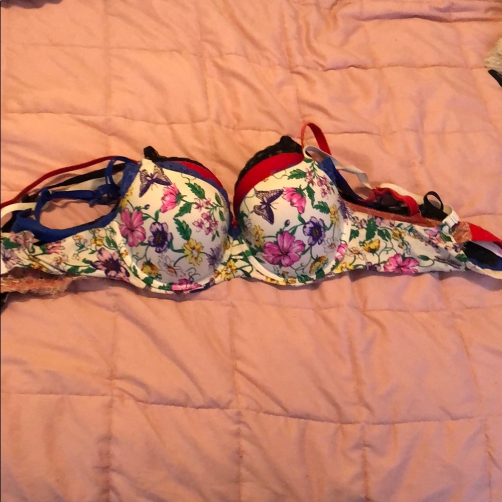 34D VS bra Bundle